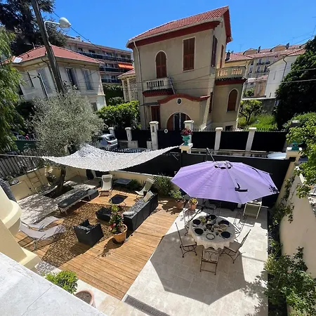 Grand Rez De Jardin Terrasse Calme Centre-ground Floor Quiet Garden Terrace Near Center Of Apartment Nice