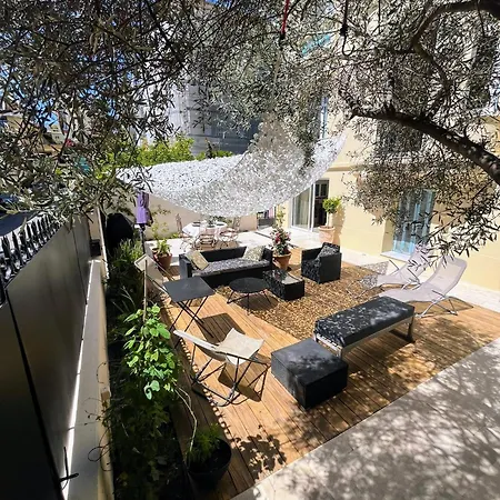 Apartamento Grand Rez De Jardin Terrasse Calme Centre-ground Floor Quiet Garden Terrace Near Center Of *